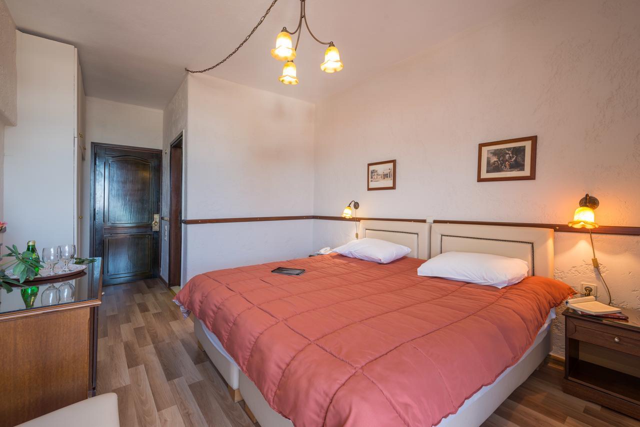 Jolly Hotel Ηγουμενίτσα Εξωτερικό φωτογραφία